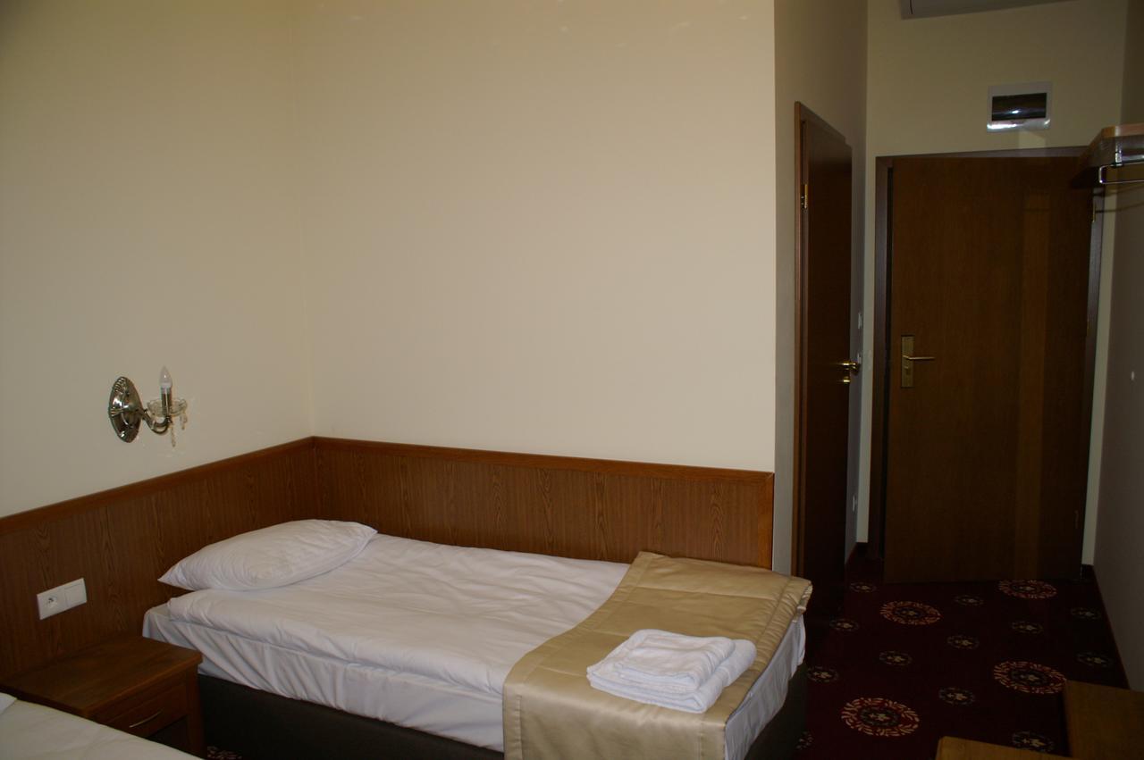 Hotel President Kock Room photo